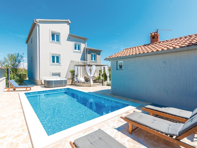 23739435-Ferienhaus-6-Zadar-800x600-0