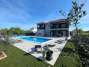 Ferienhaus für 10 Personen (170 m²) in Region Zadar
