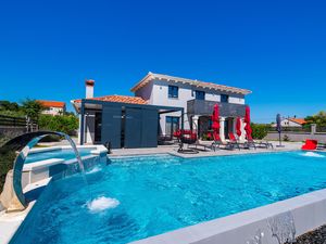 23949848-Ferienhaus-6-Zadar-300x225-0