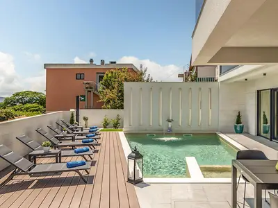 pool
