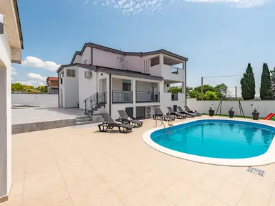 pool
