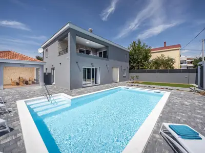 pool