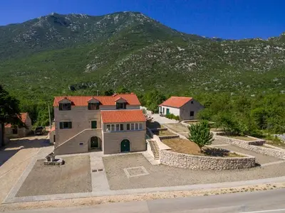 Ferienhaus für 8 Personen in Zagvozd 3/10