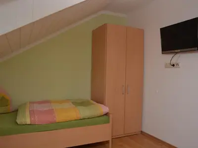 Schlafzimmer 2