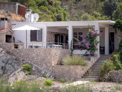 Ferienhaus für 11 Personen in Zastražišće 3/10