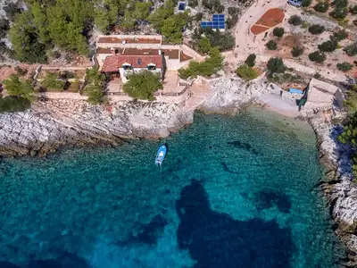 Ferienhaus für 7 Personen in Zastražišće 2/10