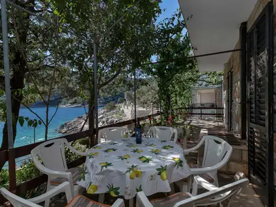 Ferienhaus für 7 Personen (61 m²) in Zastražišće 9/10