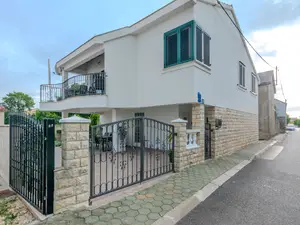 Ferienhaus für 8 Personen in Zaton (Zadar)