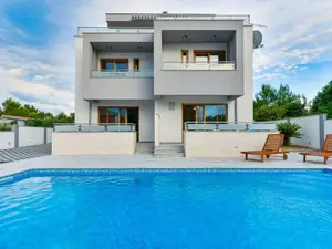 Ferienhaus für 10 Personen (270 m²) in Zaton (Zadar)