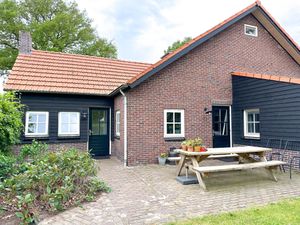 23974463-Ferienhaus-7-Zeeland (Noord Brabant)-300x225-2