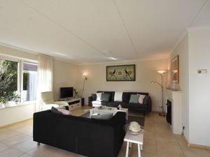 21867375-Ferienhaus-6-Zeewolde-300x225-3