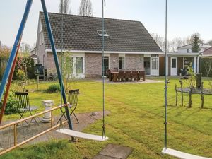 Ferienhaus für 8 Personen (170 m&sup2;) in Zeewolde