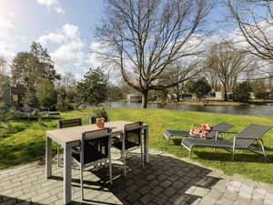 23854172-Ferienhaus-4-Zeewolde-300x225-1