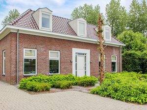 23739418-Ferienhaus-8-Zeewolde-300x225-0