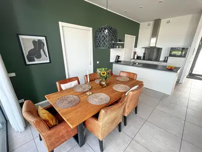 DiningRoom