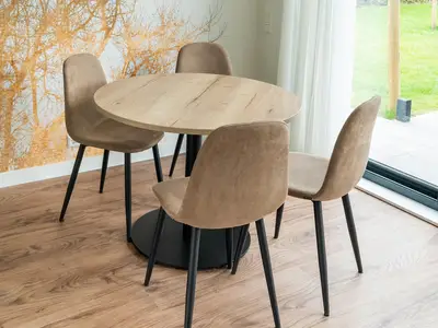 DiningRoom