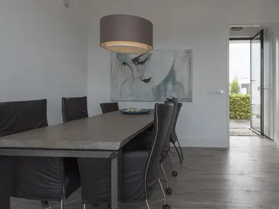 DiningRoom