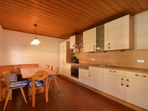 23885963-Ferienhaus-16-Zell am See-300x225-3