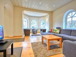 23885969-Ferienhaus-10-Zell am See-300x225-2