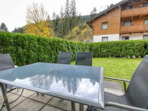 23895674-Ferienhaus-8-Zell am See-300x225-5