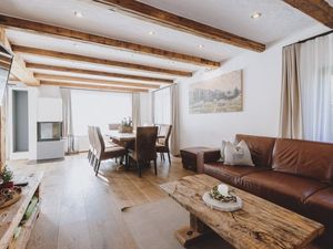 23644923-Ferienhaus-10-Zell am See-300x225-1