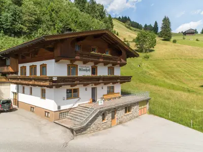 Außenseite Ferienhaus [Sommer]