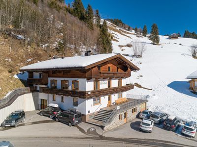 Außenseite Ferienhaus [Winter]