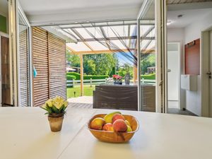 23757705-Ferienhaus-4-Zeulenroda-300x225-3