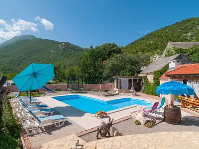 pool
