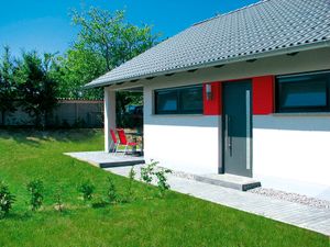 23955581-Ferienhaus-4-Zierow-300x225-0