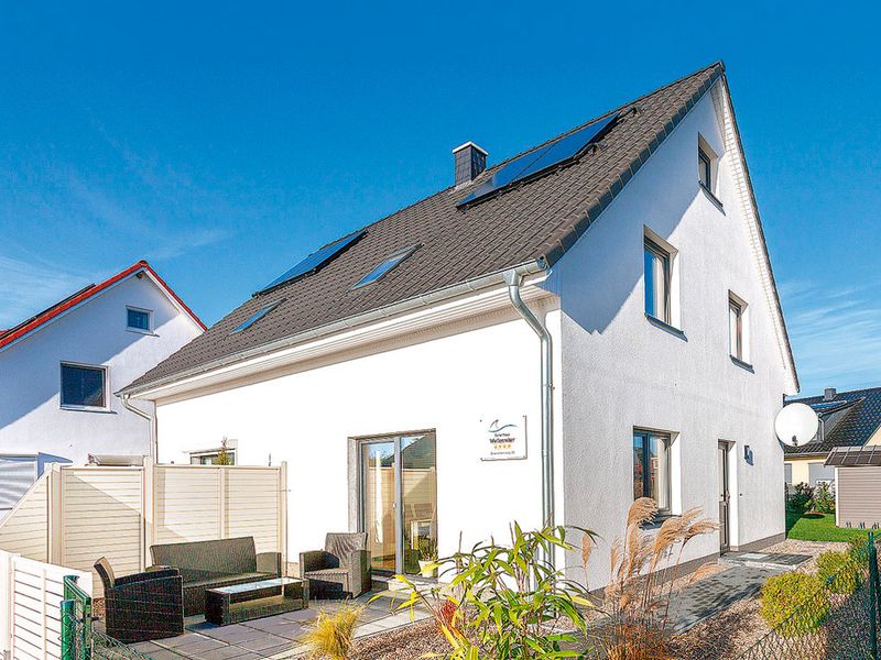 23969213-Ferienhaus-6-Zierow-800x600-0