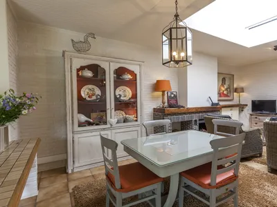 DiningRoom