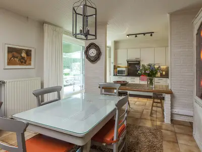 DiningRoom