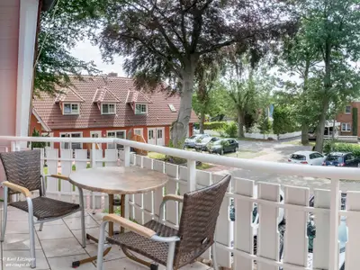 Ferienhaus Ahrenshoop: Balkon.