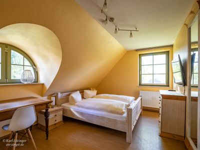 Reethaus Sol: erstes Schlafzimmer im OG.