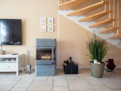 Wohnzimmer mit Kamin