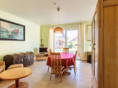 Wohnzimmer mit Essecke