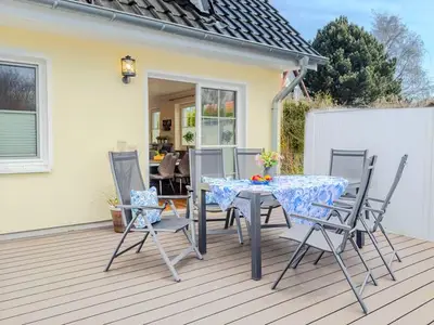 Ferienhaus für 8 Personen (115 m²) in Zingst 1/10