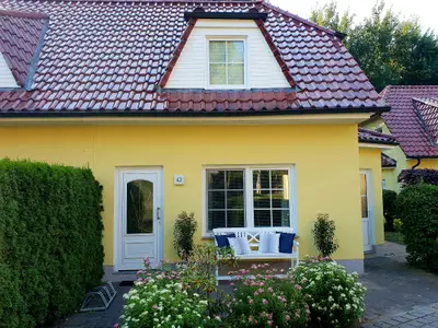 Ferienhaus für 4 Personen (71 m²) in Zingst (Ostseebad) 1/10