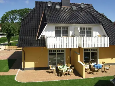 Ferienhaus für 8 Personen (110 m²) in Zingst 1/10