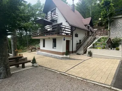 Ferienhaus für 6 Personen (100 m²) in Zlobin 1/10