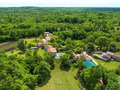 Ferienhaus für 16 Personen (250 m²) in Žminj 4/10