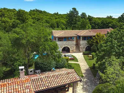 Ferienhaus für 16 Personen (250 m²) in Žminj 7/10