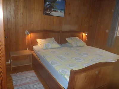 Schlafzimmer Parterre für 2 Personen, (evtl. plus Babybett)