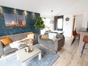 23987435-Ferienhaus-6-Zuidplas-300x225-4