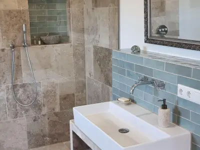 Badezimmer 1