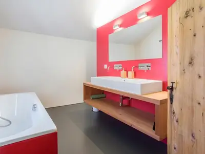 OG Wohnzimmer im alte "Suler Sur"Eingang Badezimmer