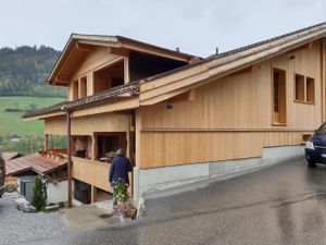 23011377-Ferienhaus-4-Zweisimmen-300x225-2