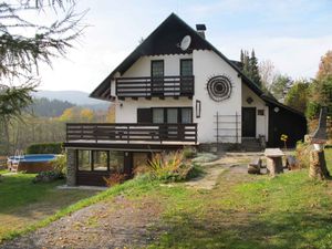Ferienhaus für 9 Personen (140 m²) ab 92 € in Čachrov