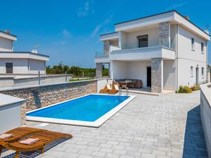 Ferienhaus für 6 Personen (100 m&sup2;) in Šibenik